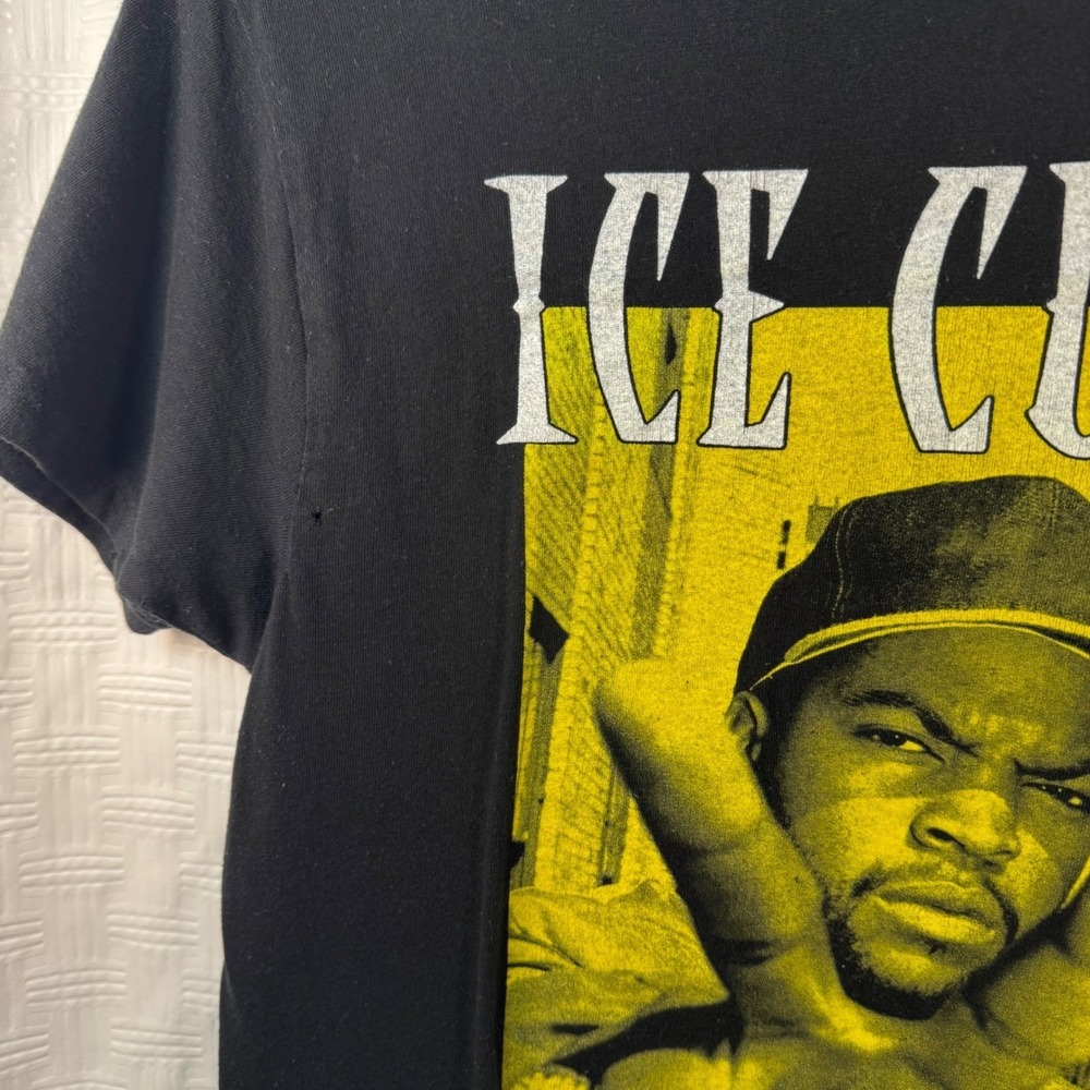 Ice Cube Graphic T-Shirt / Size Medium / Sku 0198 - Picture 4 of 7